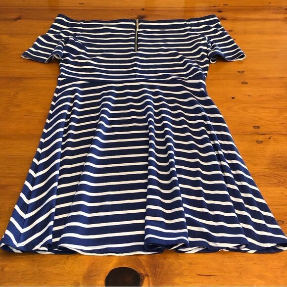 White House Black Market Off The Shoulder Stripped Sneaker Dress - Picture 11 of 16